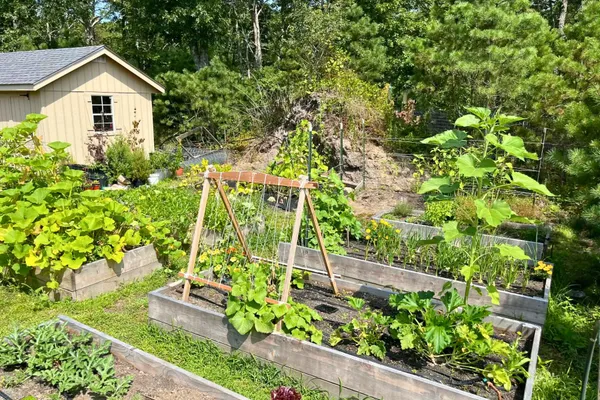 $1,100,000 | 7 Maxwell Lane, Sandwich, MA 02563