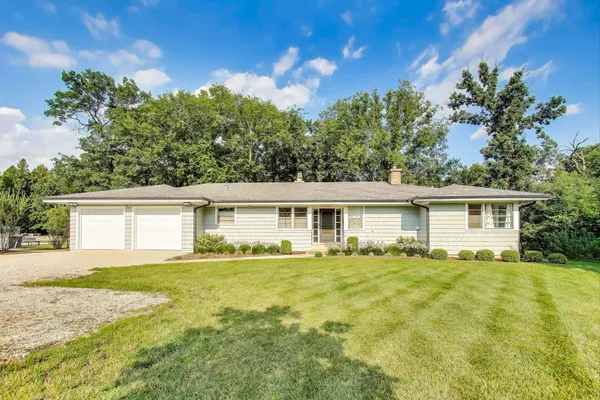 $899,000 | 3801 Madison Street, Oak Brook, IL 60523