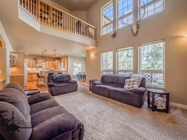 $949,999 | 4432 East 24th Street, Casper, WY 82609