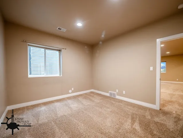 $949,999 | 4432 East 24th Street, Casper, WY 82609