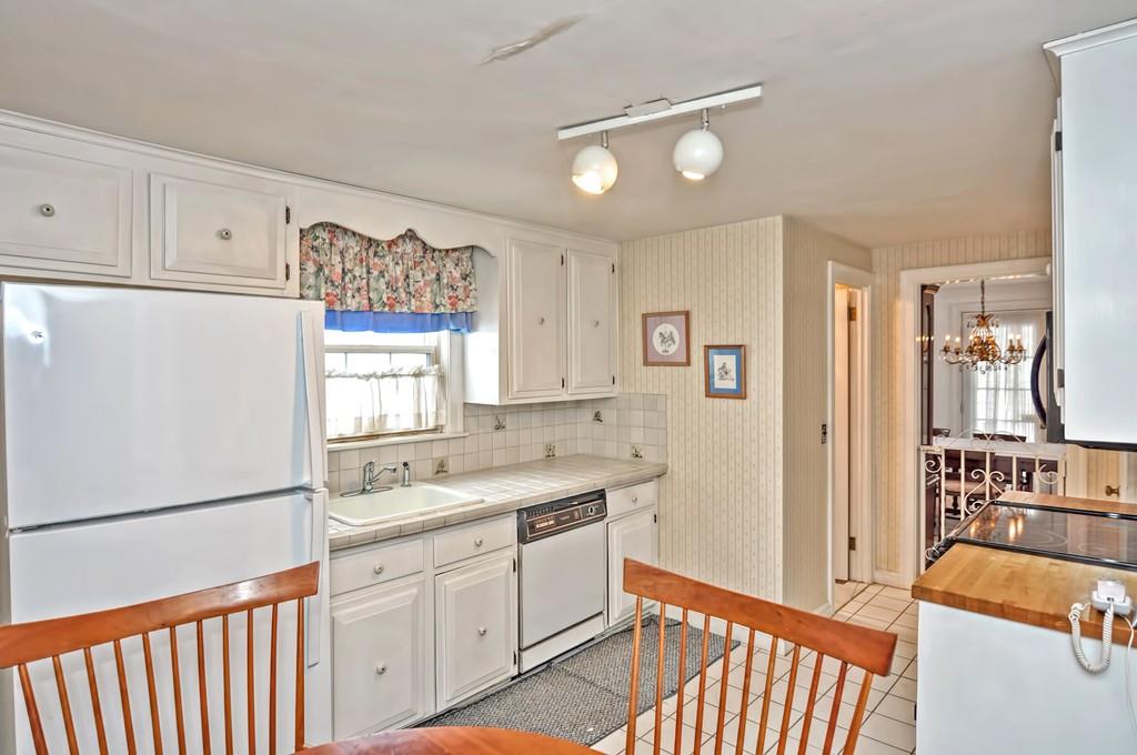 8 Alandale Road Medford, MA 02155 - Photo 17 of 32 Gallery Image 17