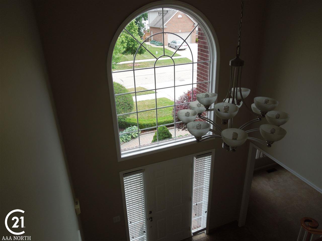 3174 Villanova Circle Rochester Hills, MI 48307 - Photo 7 of 44
