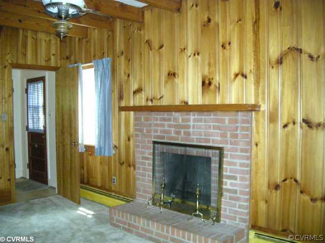 8405 Colebrook Road Richmond, VA 23227 - Photo 6 of 10 Den/Family/Great Room - Family room with new carpe