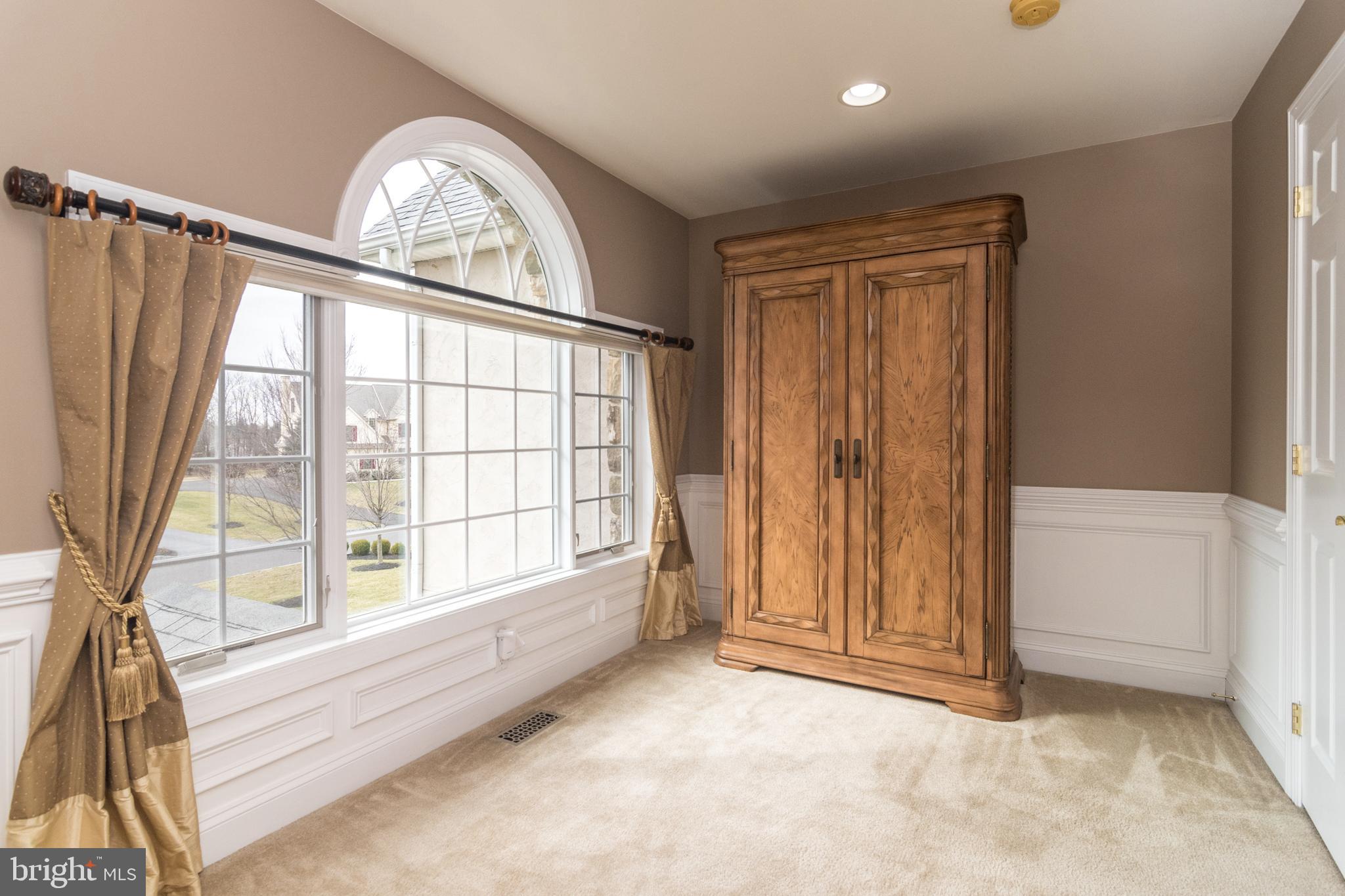 1423 Reiner Road Eagleville, PA 19403 - Photo 28 of 41 Master Sitting Room