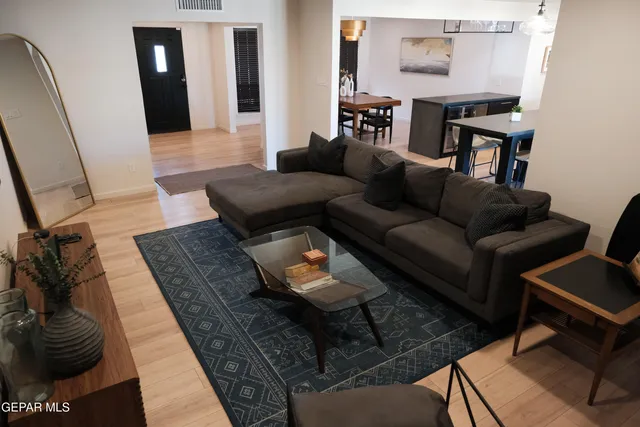 $2,200 | 9001 Lait Drive, El Paso, TX 79925