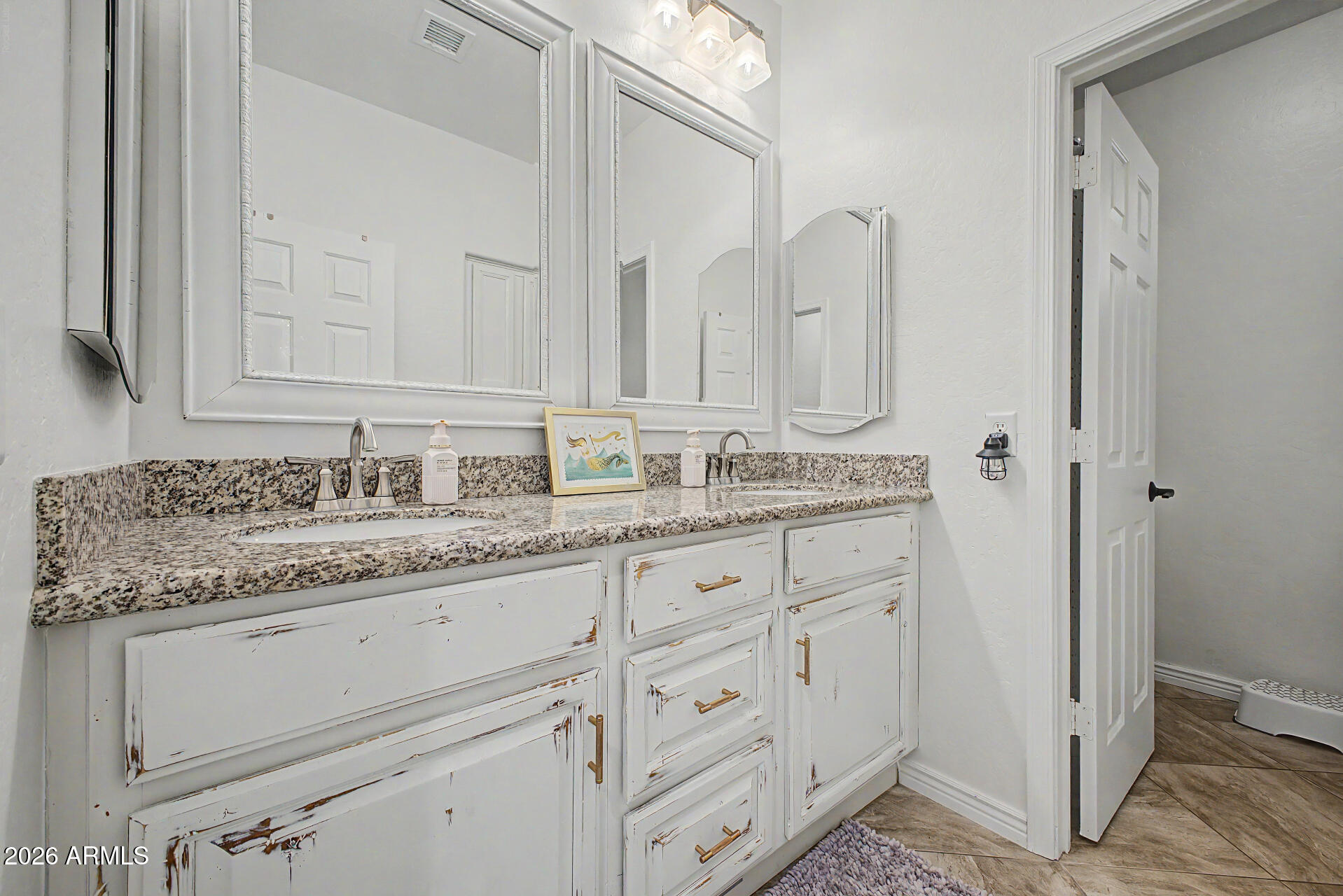 134 East Frances Lane Gilbert, AZ 85295 - Photo 38 of 50 50-Frances