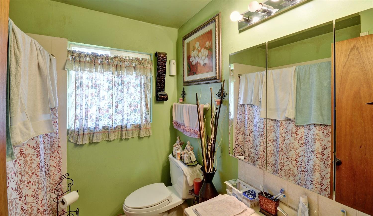 1398 Morrow Road Medford, OR 97504 - Photo 17 of 26 Additional Photo