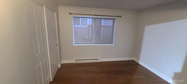 $2,200 | 8011 12th Avenue Northeast, Unit LL, Seattle, WA 98115