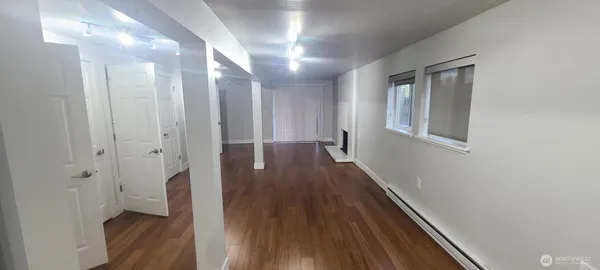 $2,200 | 8011 12th Avenue Northeast, Unit LL, Seattle, WA 98115