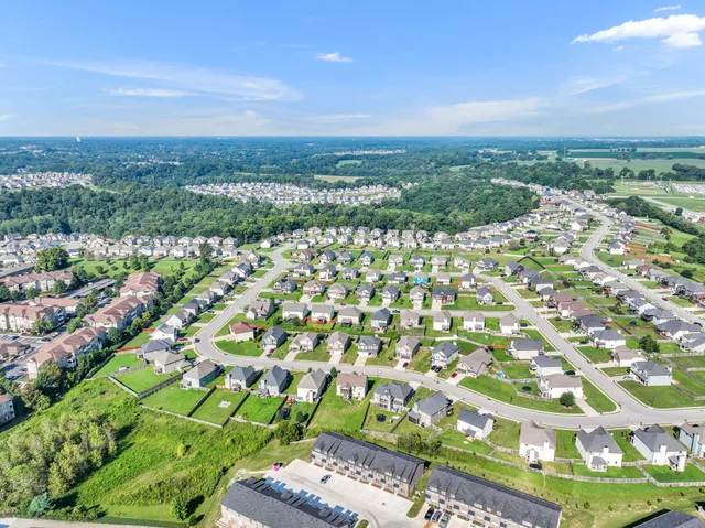 $1,425 | 1000 Henry Pl Boulevard, Unit 401, Clarksville, TN 37042