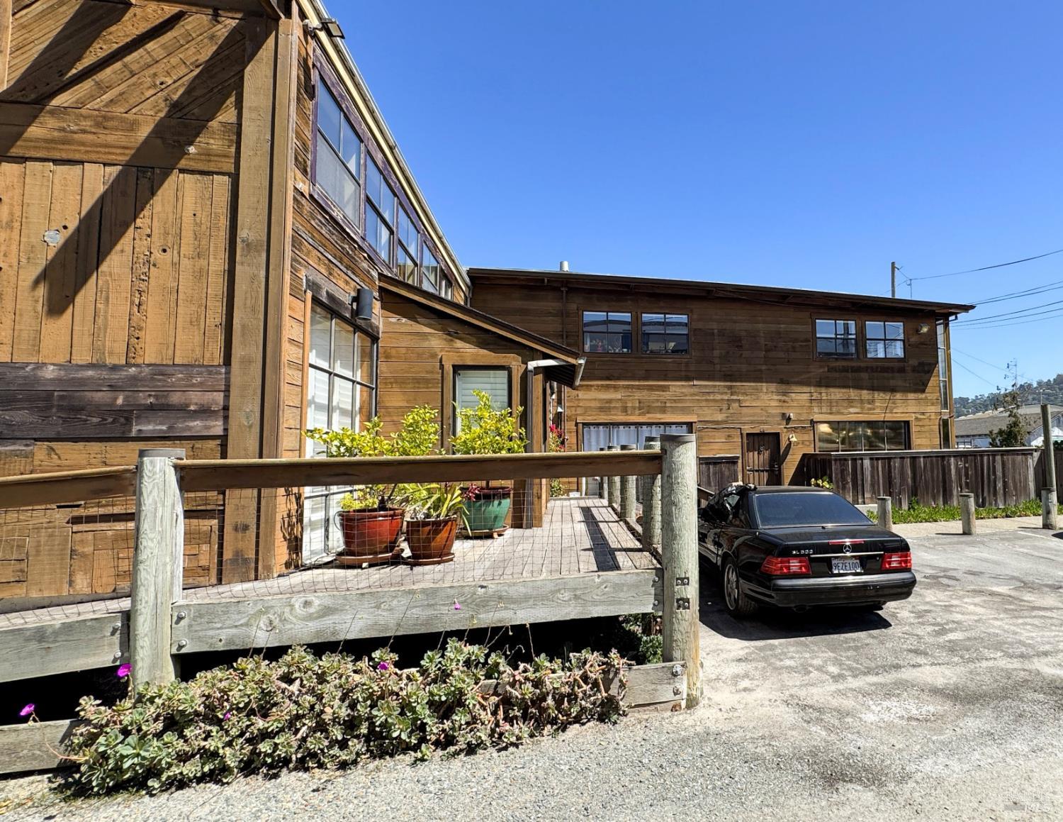 40 Varda Landing Road Sausalito, CA 94965 - Photo 3 of 7