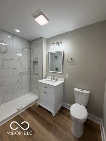 $950 | 18 Schiller Street, Indianapolis, IN 46225