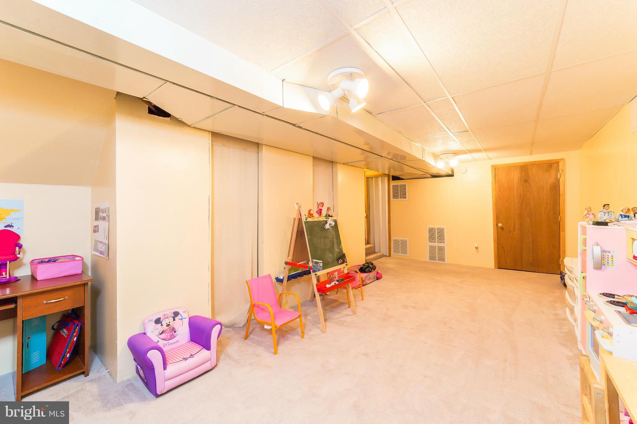 11506 Alma Street Silver Spring, MD 20902 - Photo 22 of 29 Interior (General)