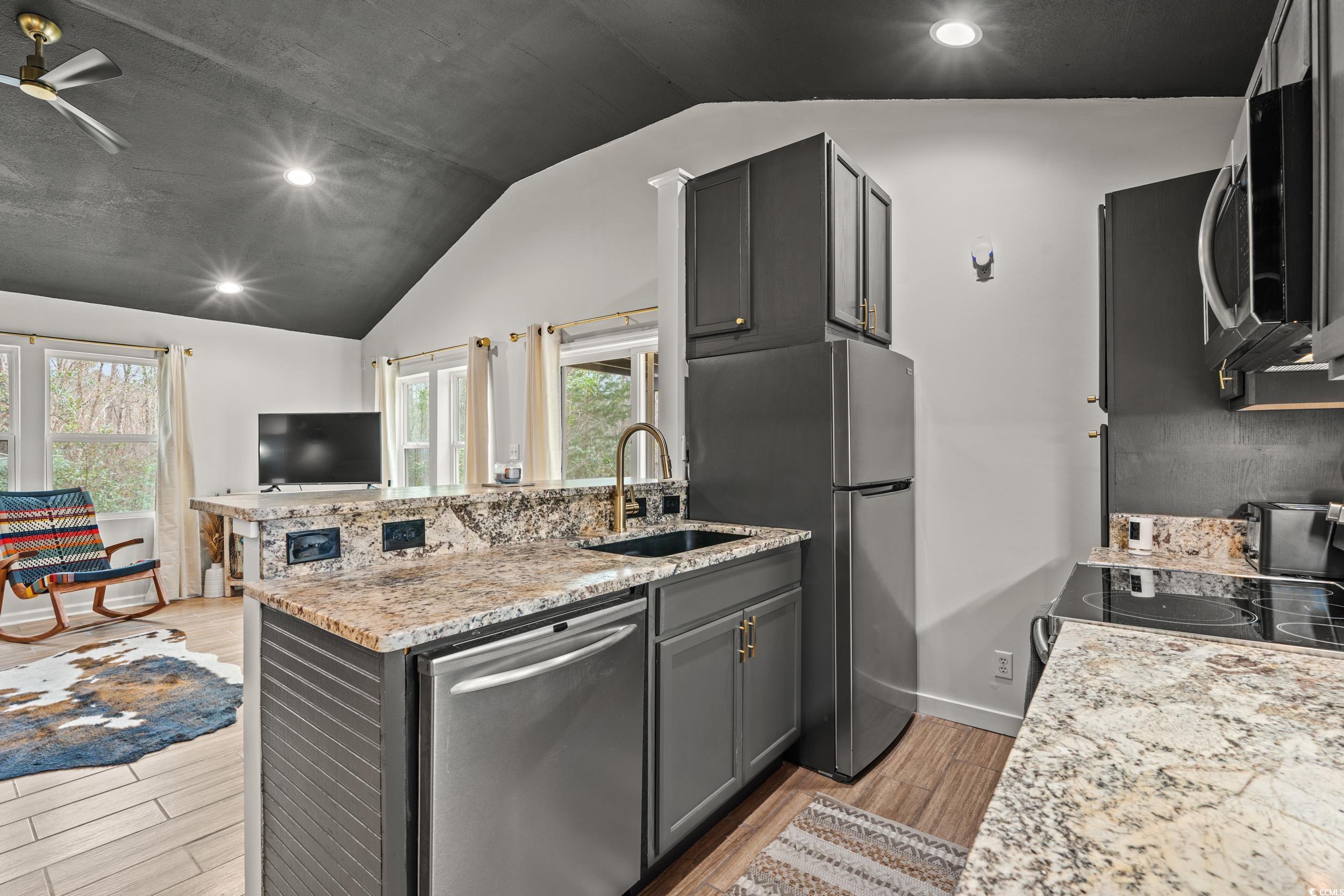 1570 Cane Branch Road Loris, SC 29569 - Photo 8 of 40 Gallery Image 8