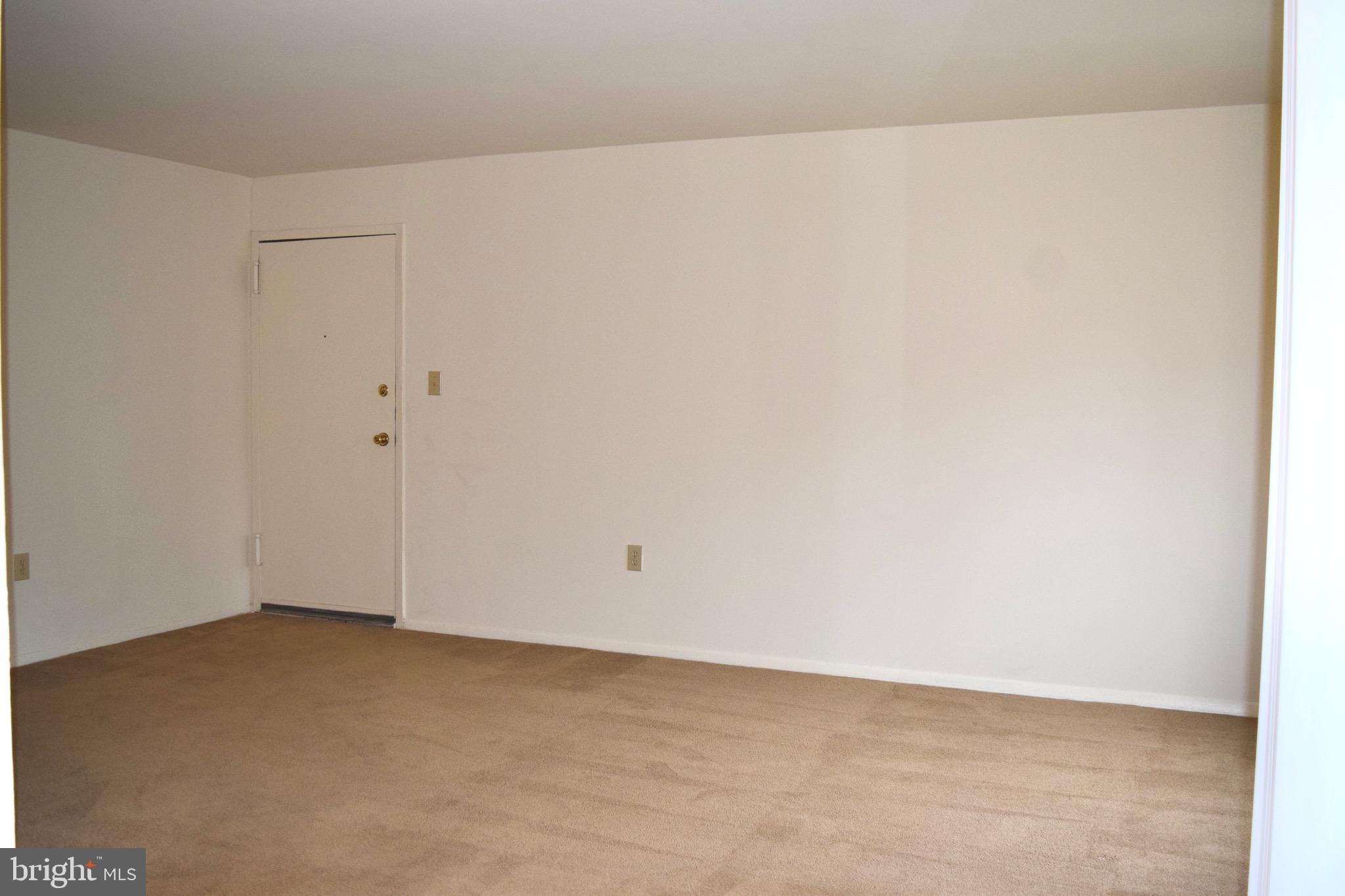 3772 Bel Pre Road, Unit 37727 Silver Spring, MD 20906 - Photo 3 of 20 Living Room