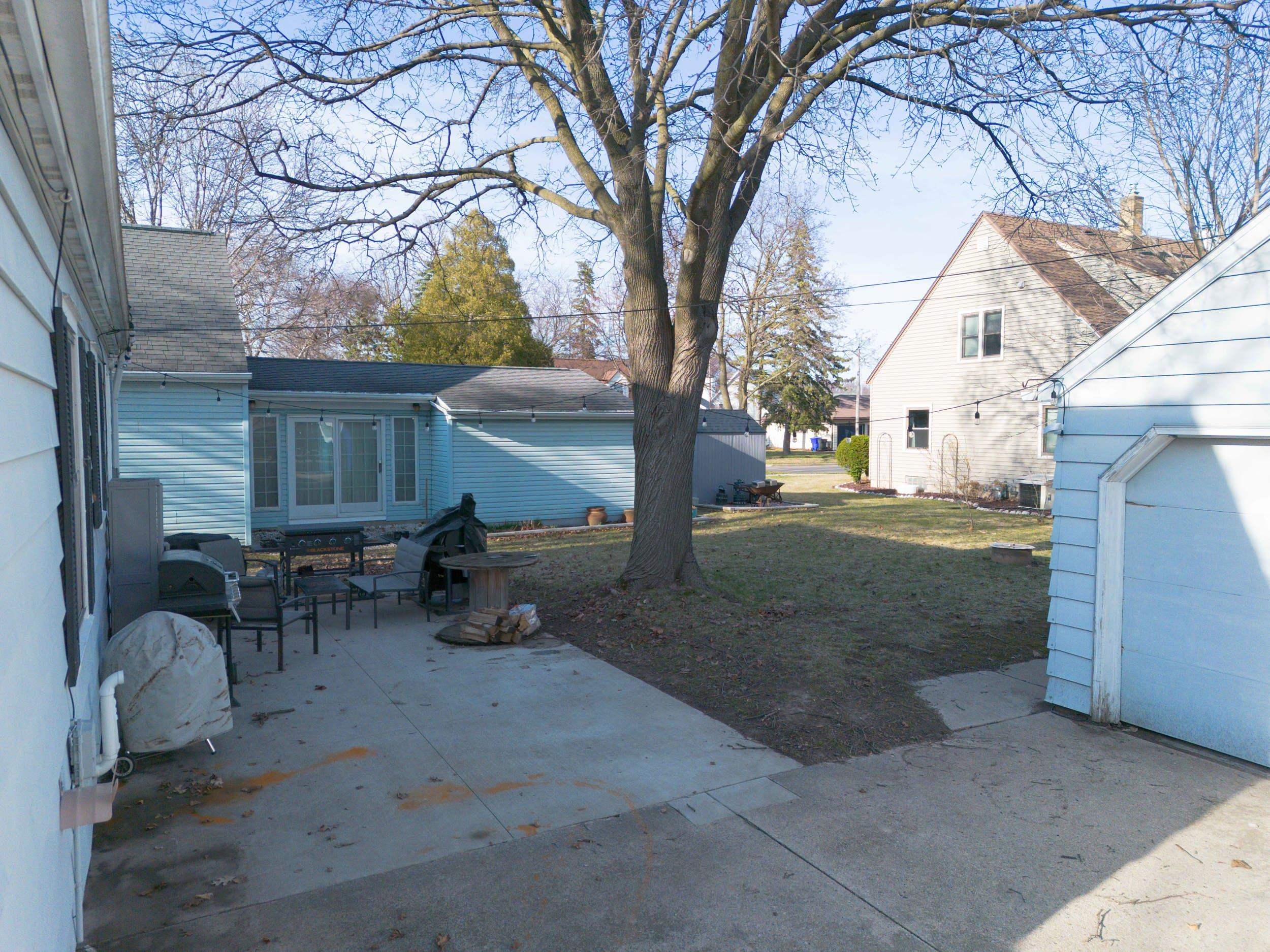 418 North Outagamie Street Appleton, WI 54914 - Photo 24 of 32