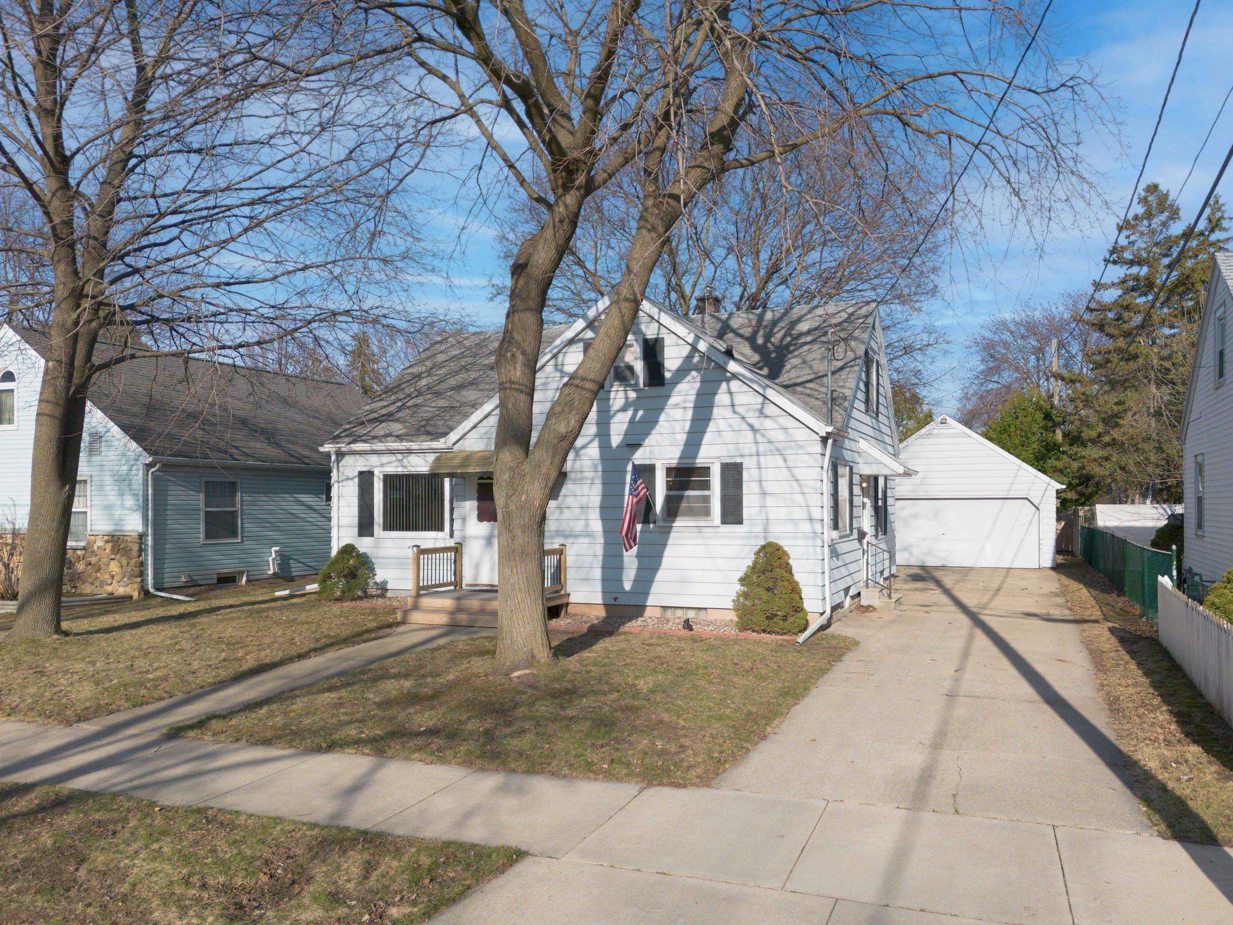 418 North Outagamie Street Appleton, WI 54914 - Photo 29 of 32