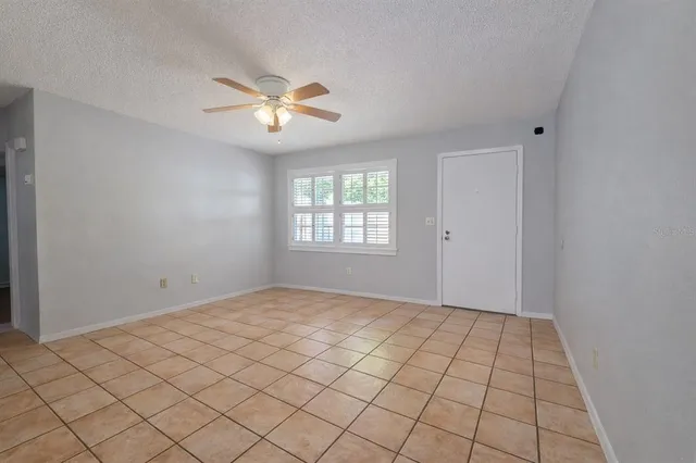 $1,700 | 3201 Dryer Avenue, Largo, FL 33770