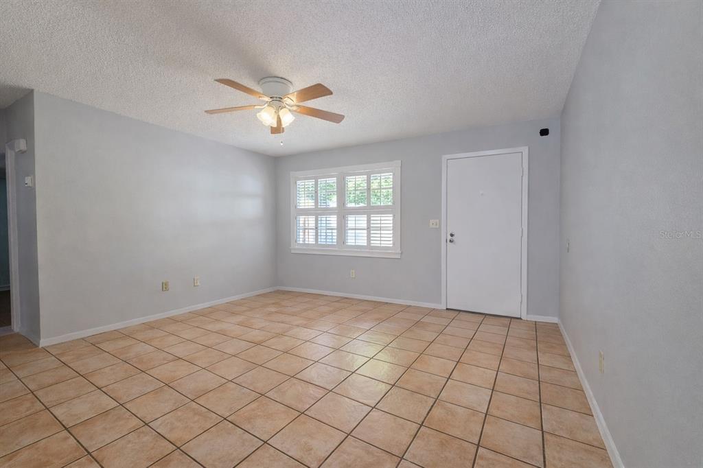 3201 Dryer Avenue Largo, FL 33770 - Photo 7 of 10