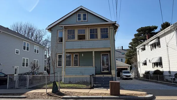 $2,300 | 74 Rawson Road, Unit 1, Arlington, MA 02474