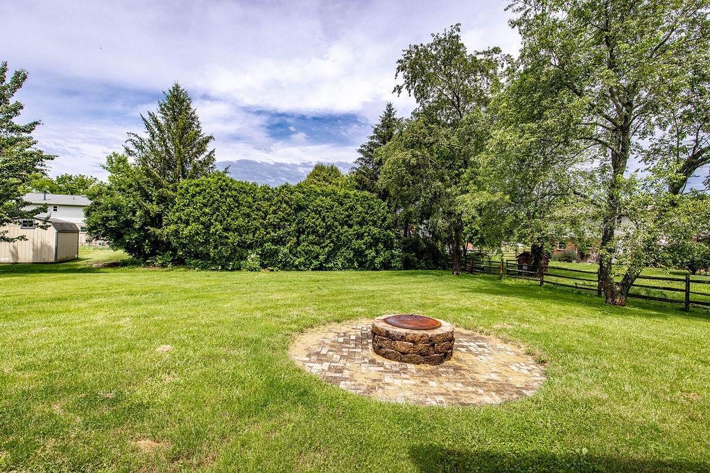 6215 Deer Run Road Middletown, OH 45044 - Photo 8 of 47 Gallery Image 8