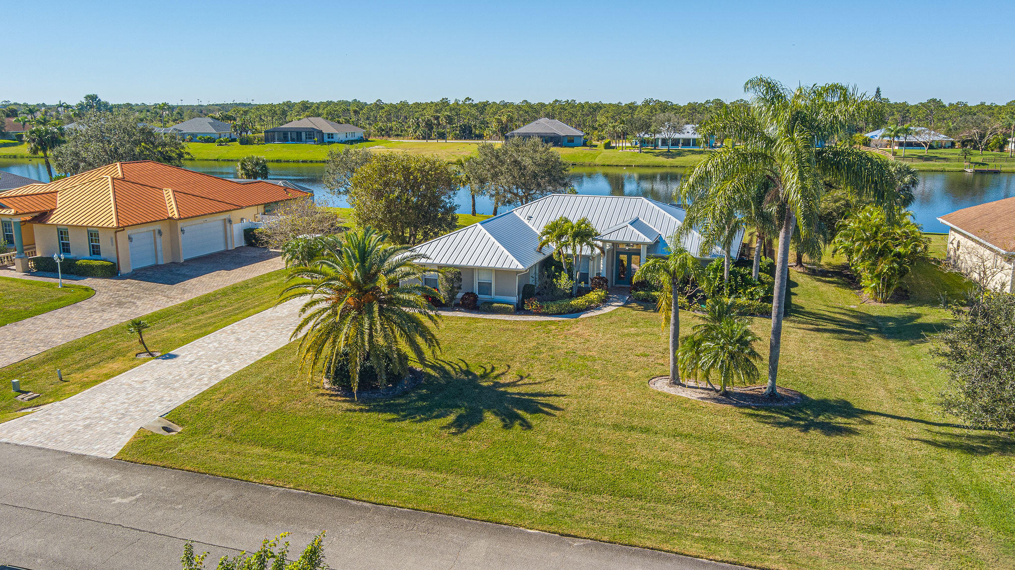 1566 Eagles Circle Sebastian, FL 32958 - Photo 6 of 74 MAX_0016