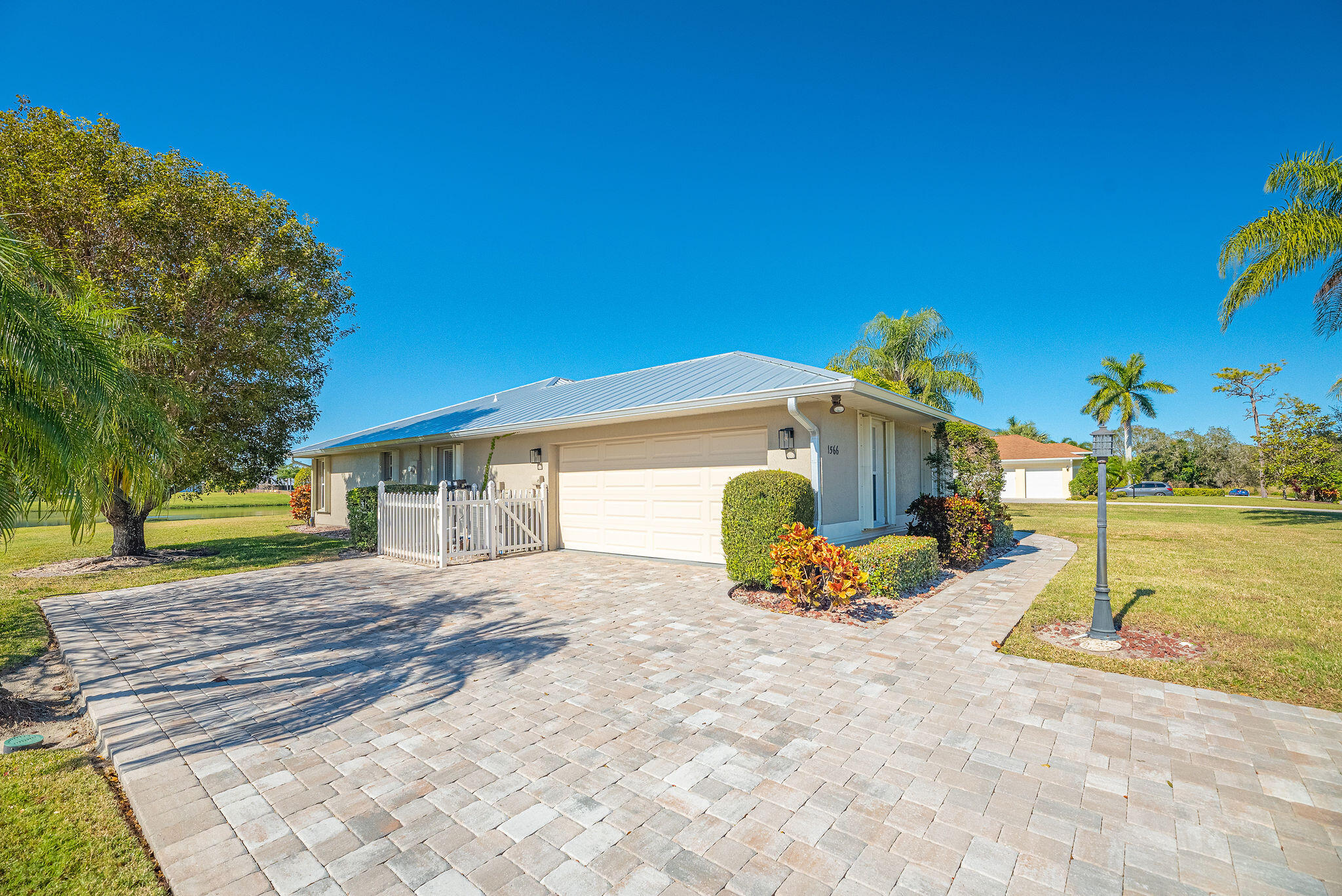 1566 Eagles Circle Sebastian, FL 32958 - Photo 7 of 74 JCP_4268-HDR