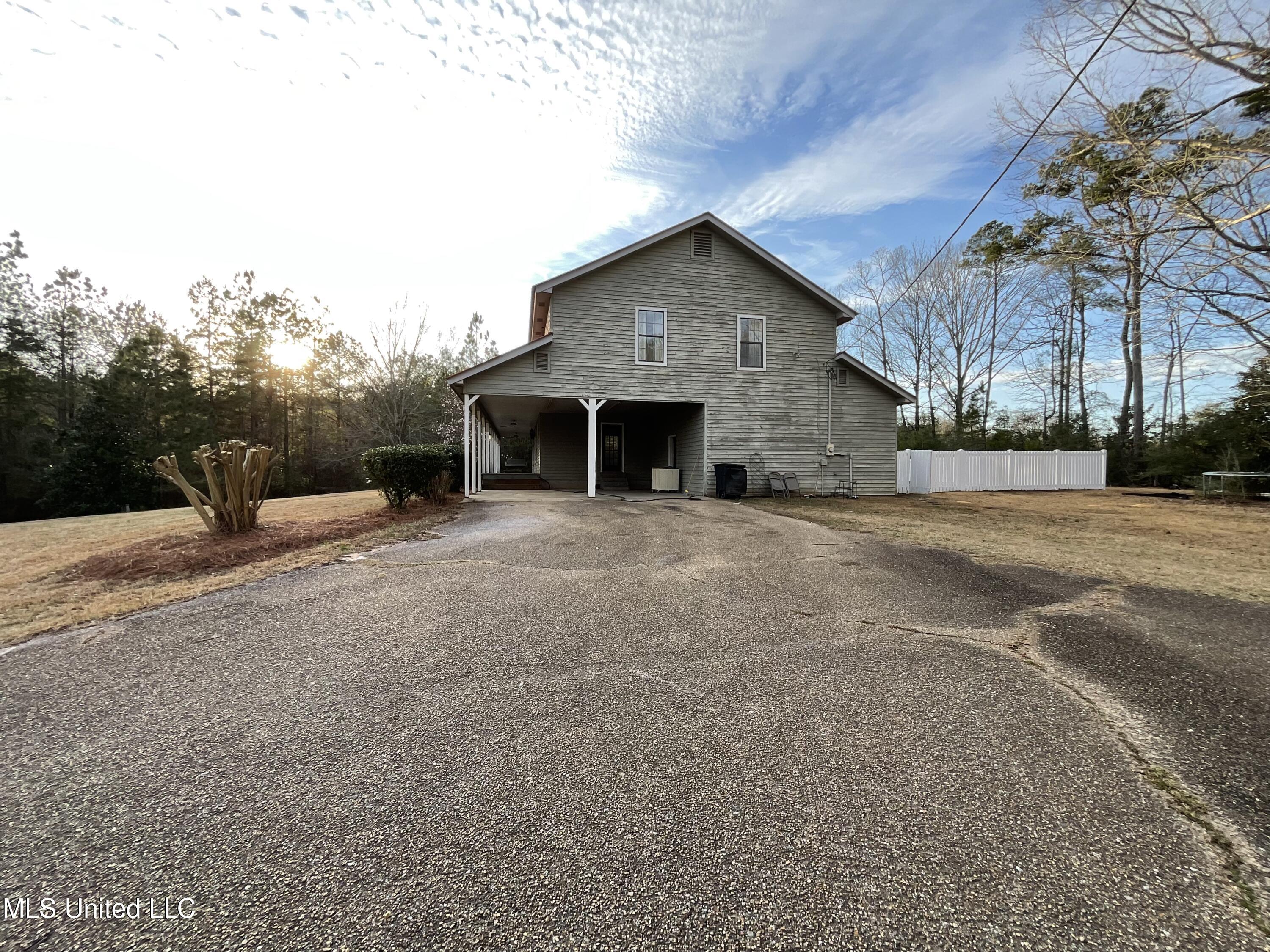 155 Billy Ray Road Magee, MS 39111 - Photo 2 of 39 6BFA1A5F-C9BA-4C62-9F0E-F89586C65C5F