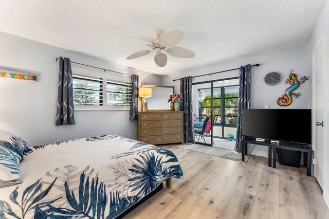 $179,900 | 211 Southwest South River Drive, Unit 205, Stuart, FL 34997