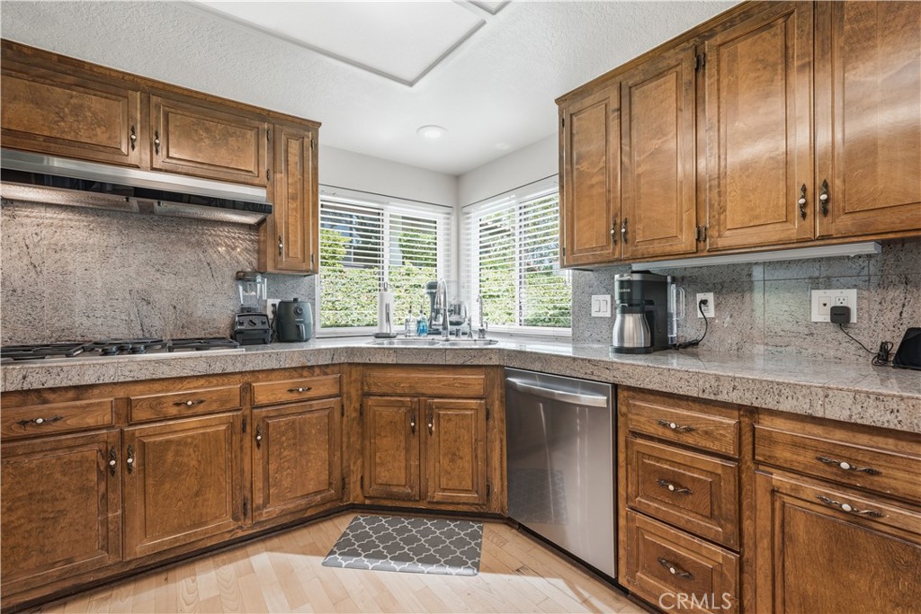 6257 Riviera Circle Long Beach, CA 90815 - Photo 12 of 55