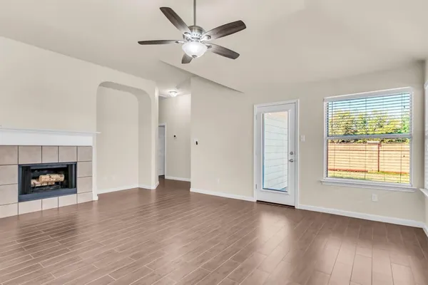 $2,475 | 9941 Voss Avenue, Fort Worth, TX 76244