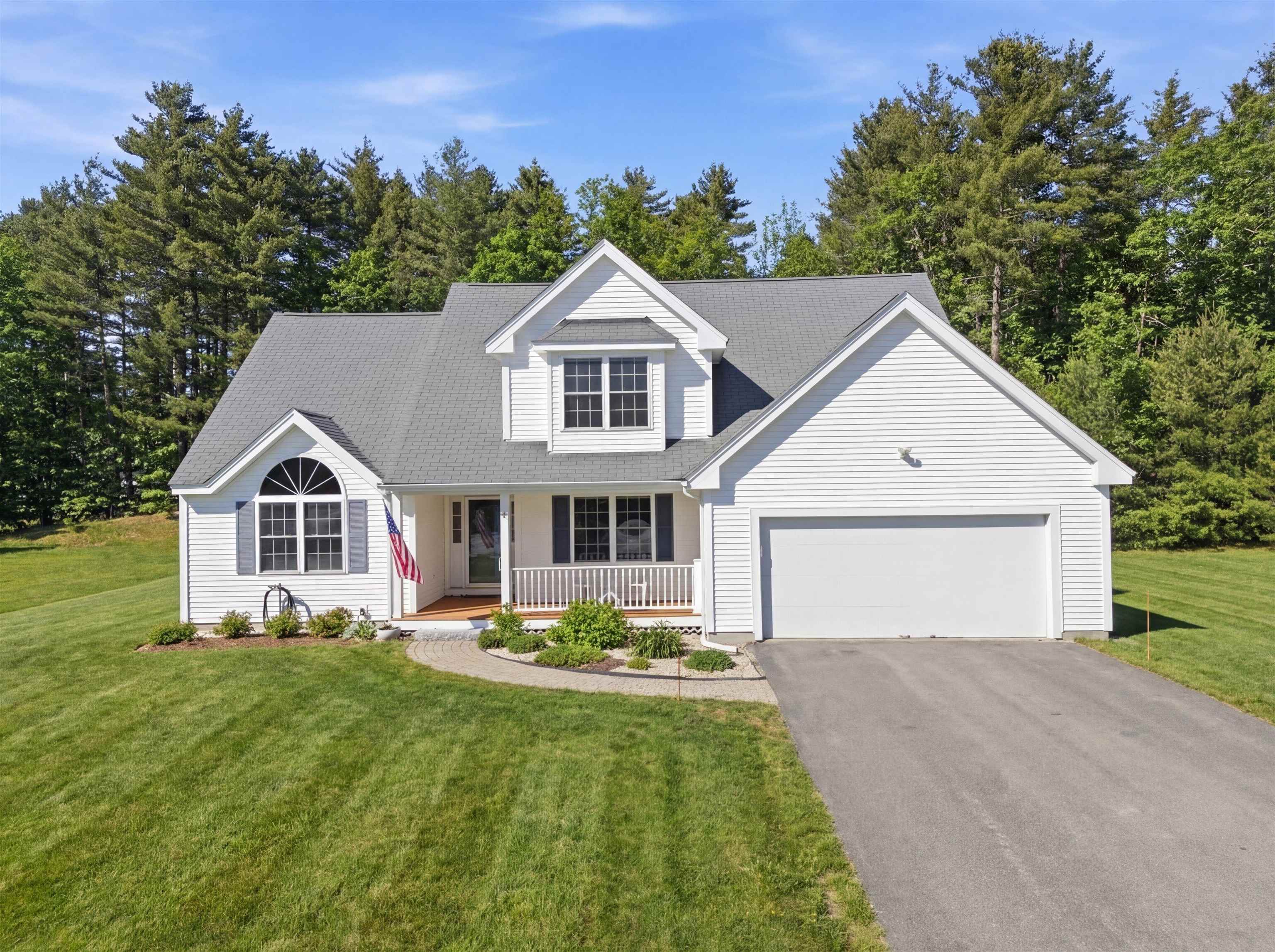 6 Patricia Lane Amherst, NH 03031 - Photo 1 of 33