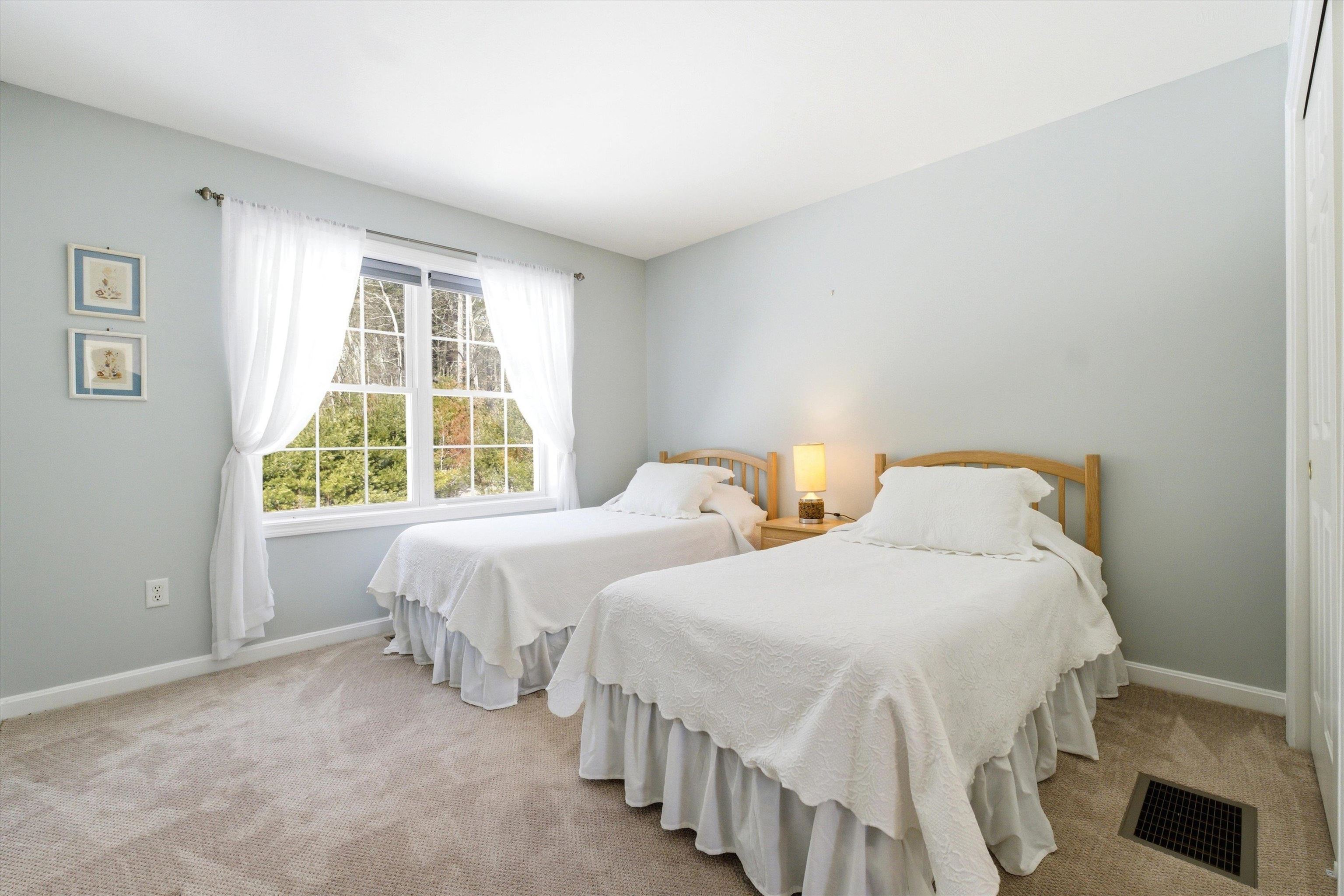 6 Patricia Lane Amherst, NH 03031 - Photo 19 of 33