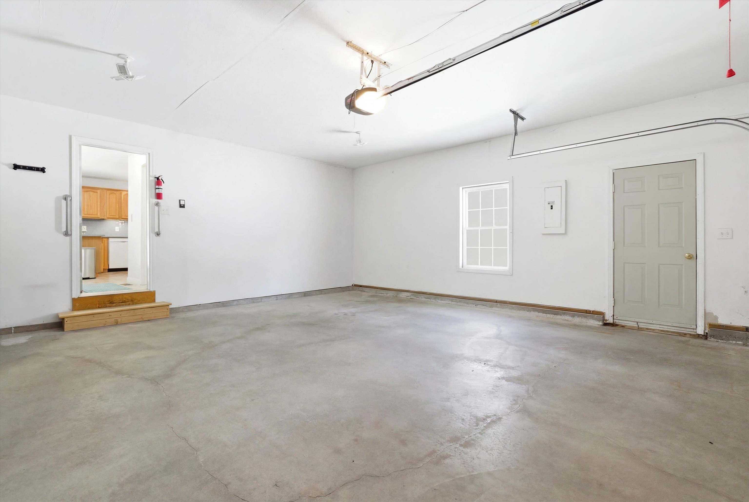 6 Patricia Lane Amherst, NH 03031 - Photo 30 of 33