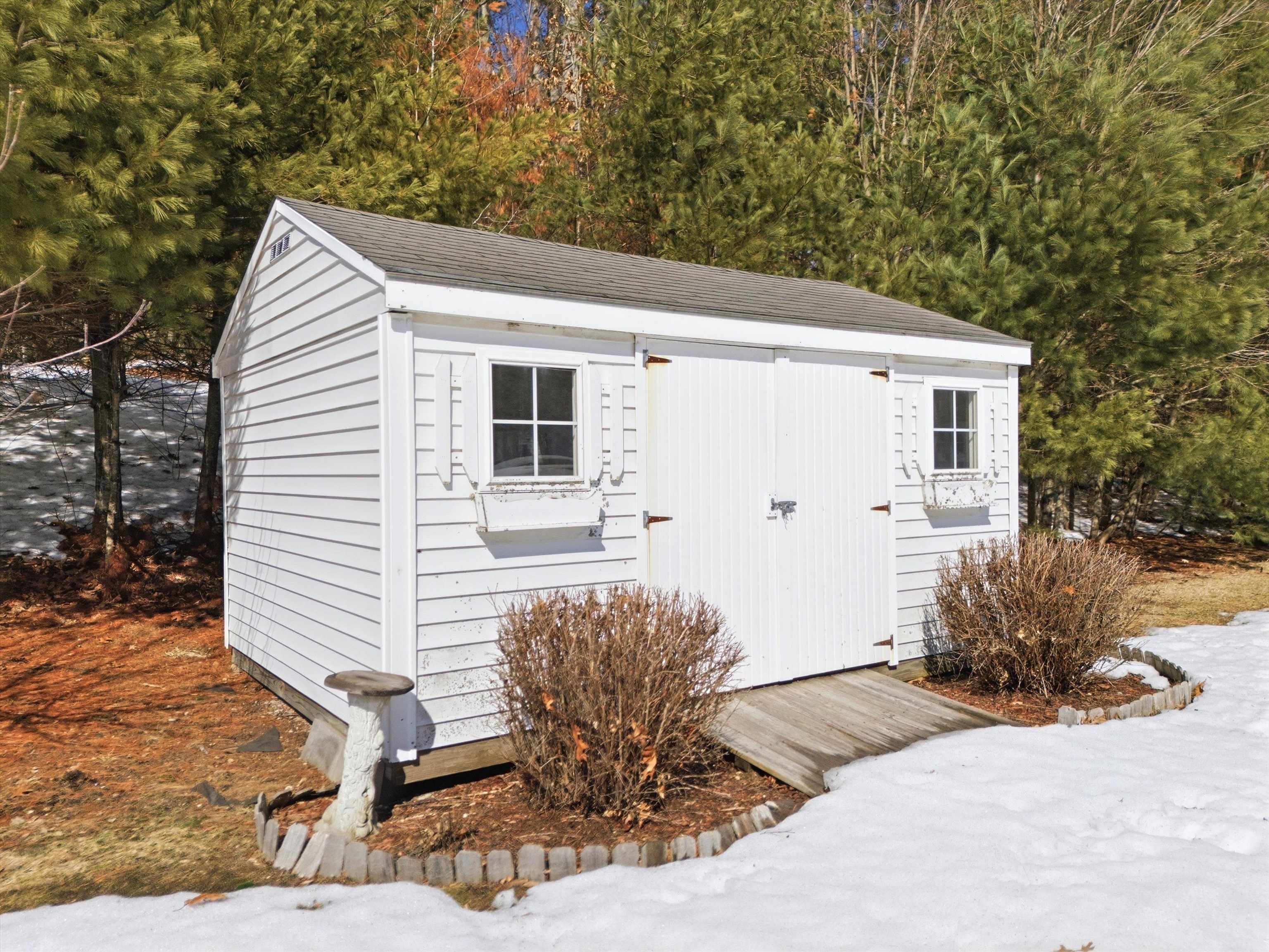 6 Patricia Lane Amherst, NH 03031 - Photo 32 of 33