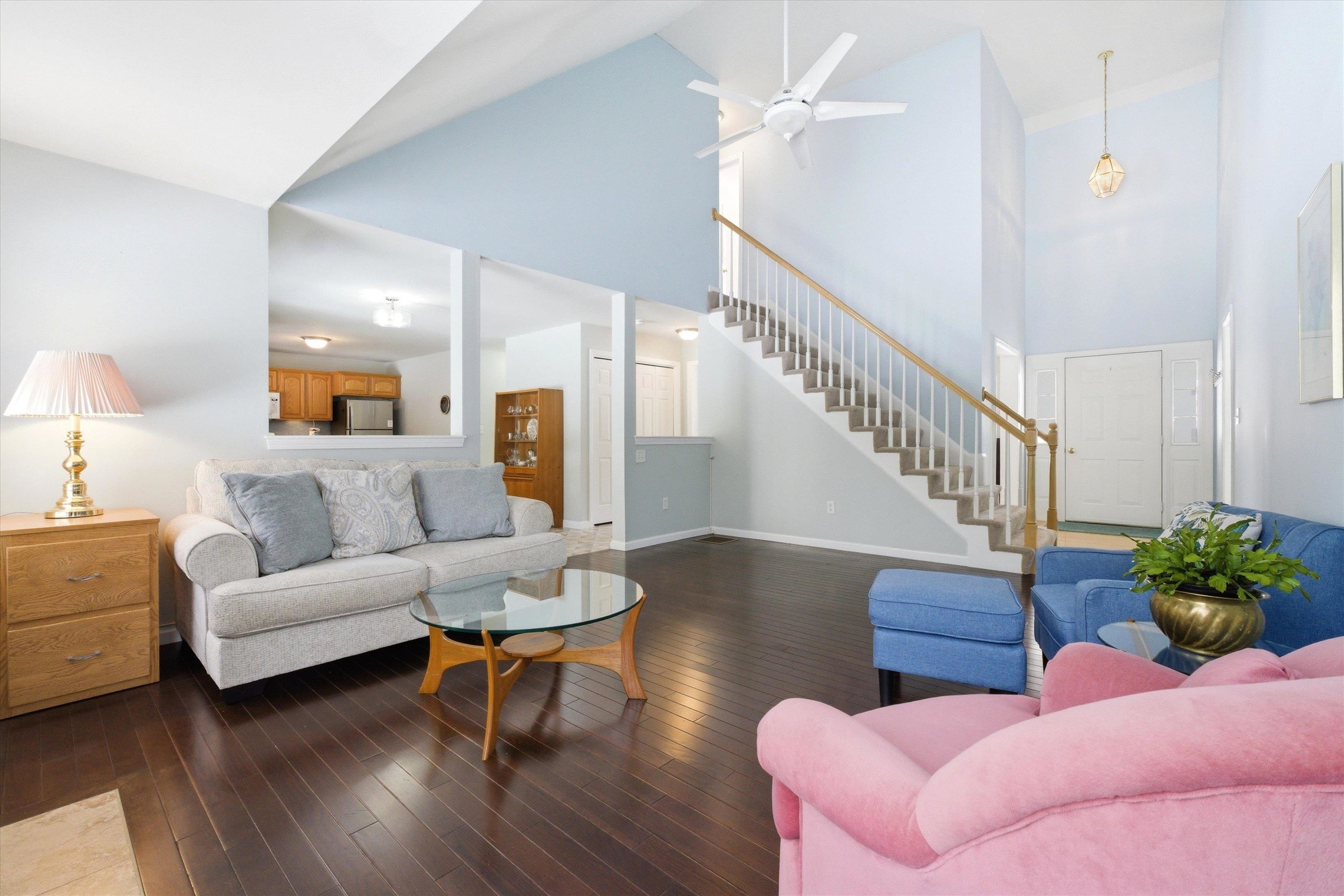 6 Patricia Lane Amherst, NH 03031 - Photo 4 of 33