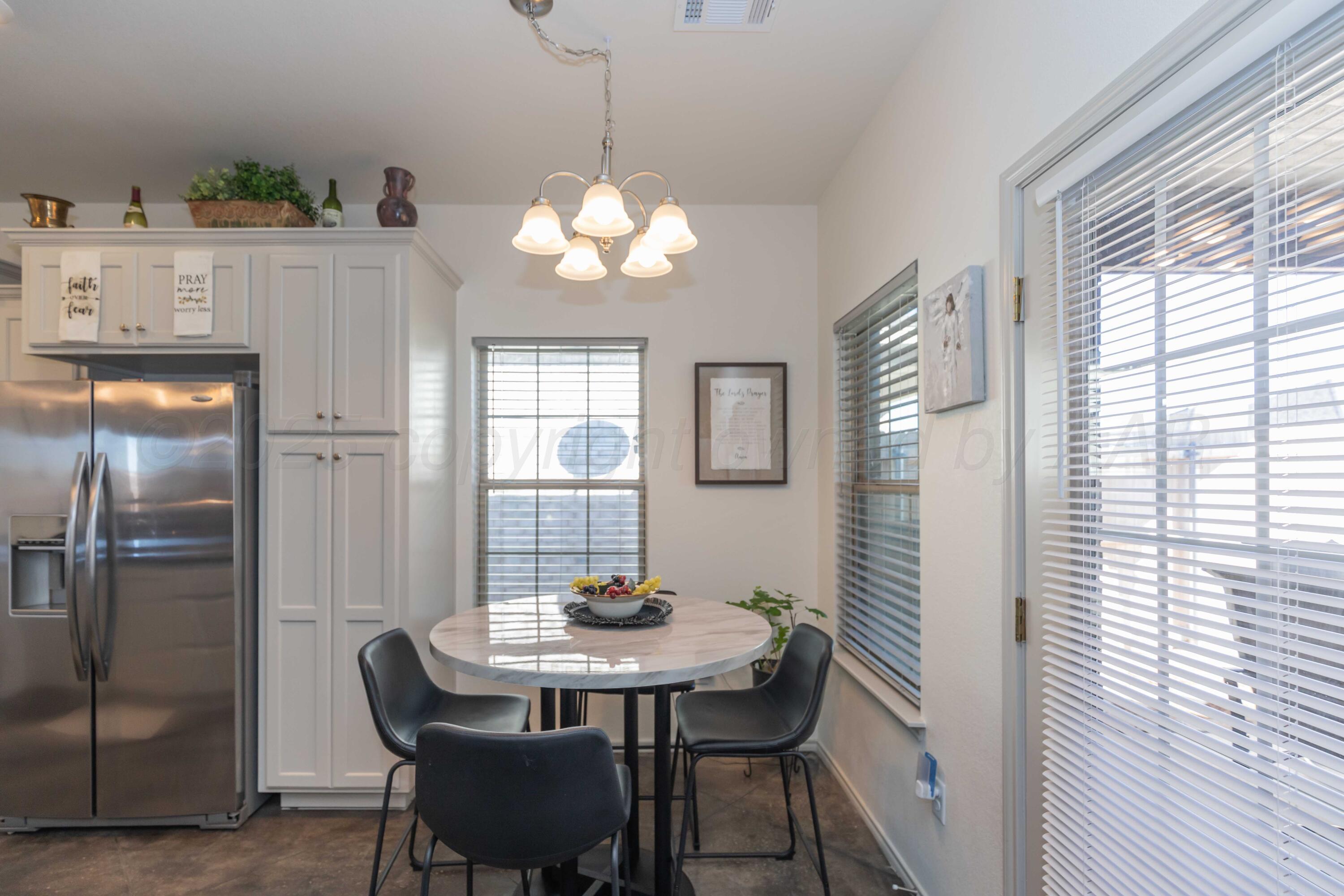 5013 Ratliff Street Amarillo, TX 79118 - Photo 11 of 28 DINING VIEW 2 (13)