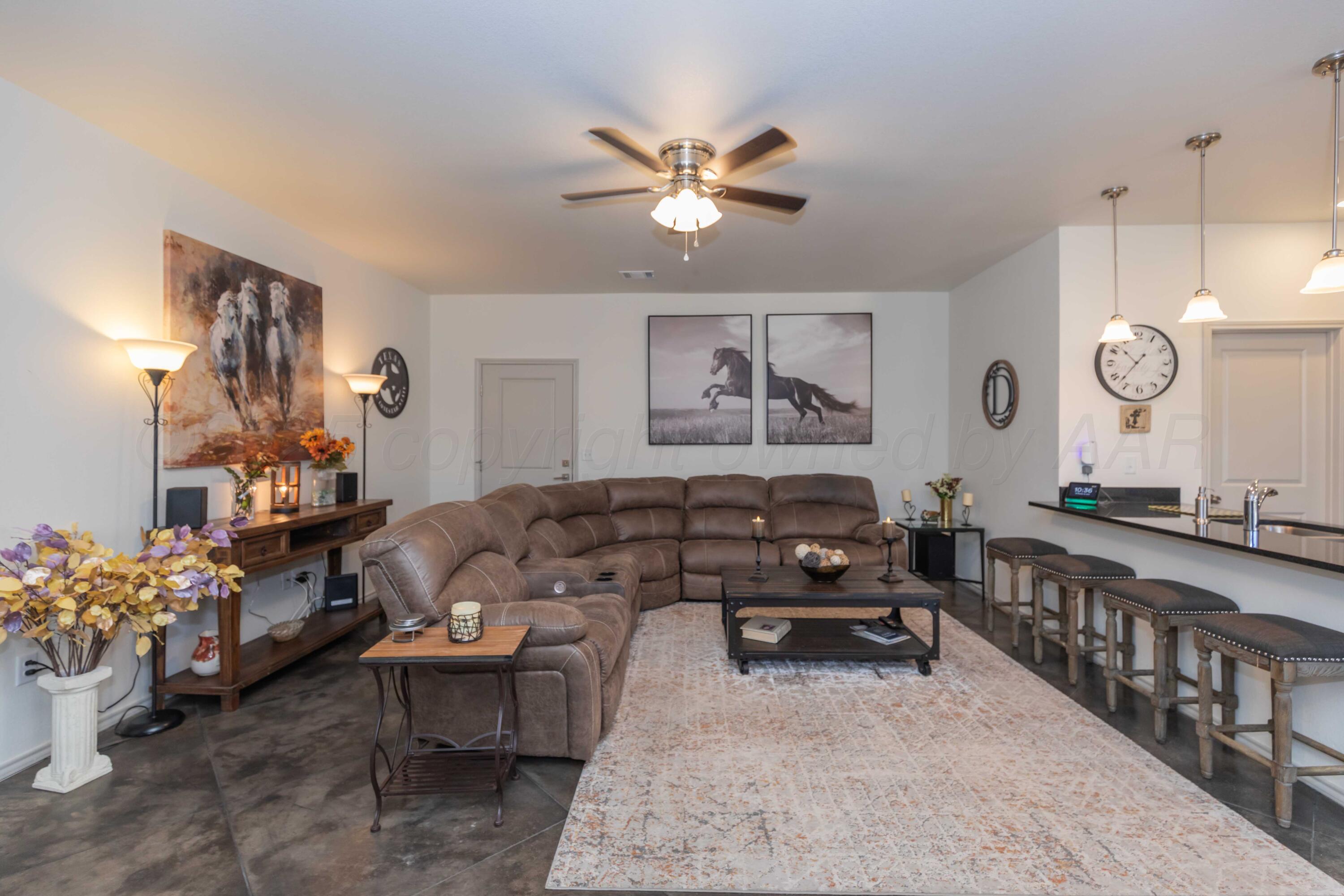 5013 Ratliff Street Amarillo, TX 79118 - Photo 4 of 28 LIVING ROOM VIEW 3 (15)
