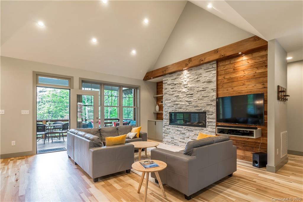 10 Sugarland Ridge Trail Fairview, NC 28730 - Photo 3 of 26 Gallery Image 3