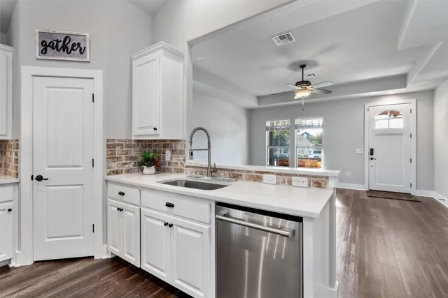 $375,000 | 104 Dax Drive, Liberty Hill, TX 78642