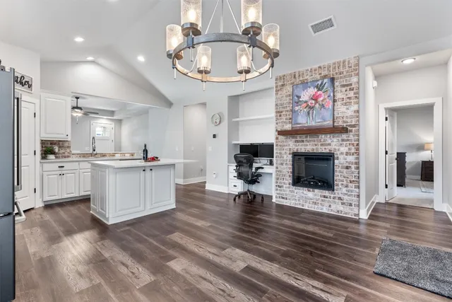 $375,000 | 104 Dax Drive, Liberty Hill, TX 78642