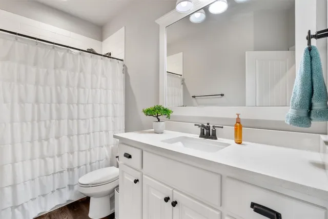 $375,000 | 104 Dax Drive, Liberty Hill, TX 78642