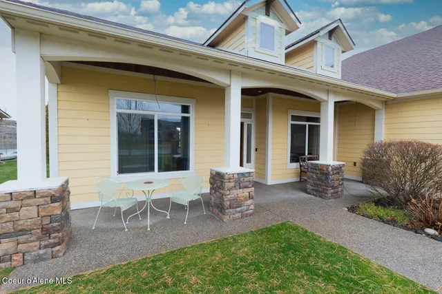 $1,250,000 | 14071 North Pristine Circle, Rathdrum, ID 83858