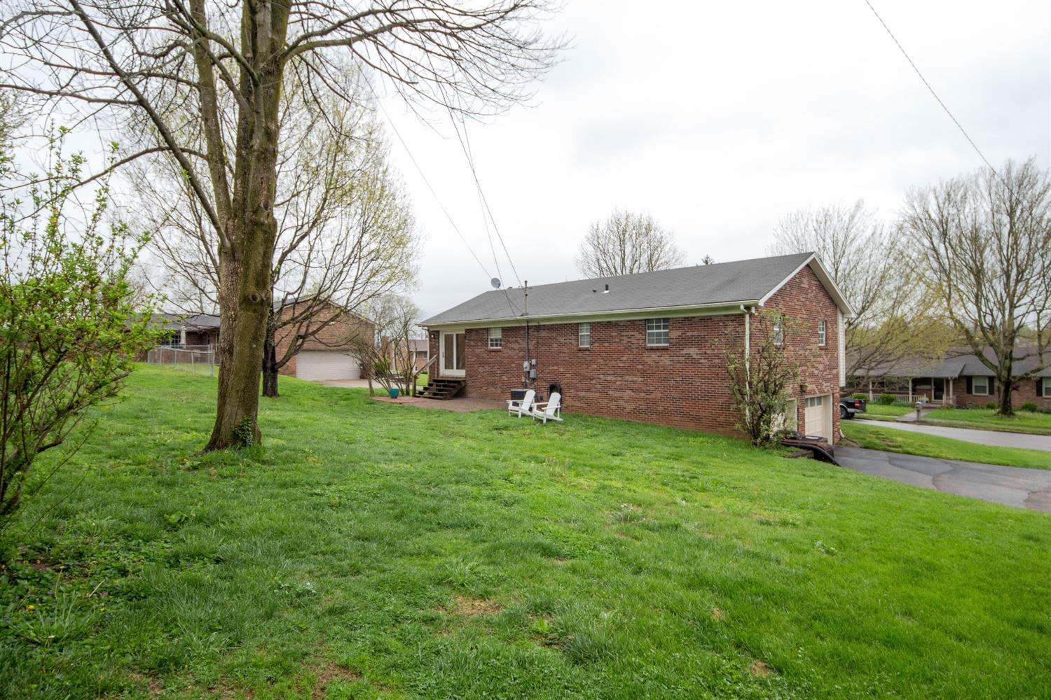 125 Robin Road Nicholasville, KY 40356 - Photo 38 of 41 Photo 38