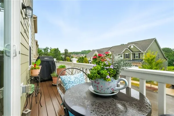 $479,900 | 1006 Mohawk Lane, Mars, PA 16046