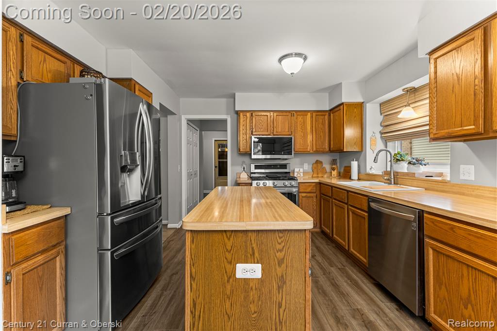 26802 Inverness Street Woodhaven, MI 48183 - Photo 12 of 47