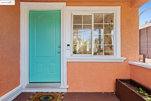 $899,000 | 5524 Shattuck Avenue, Oakland, CA 94609