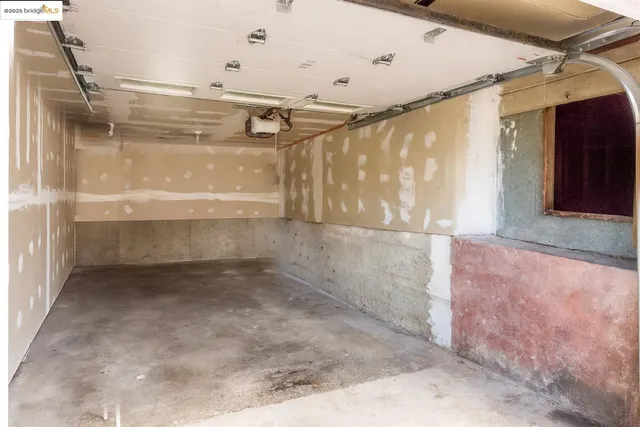 $899,000 | 5524 Shattuck Avenue, Oakland, CA 94609