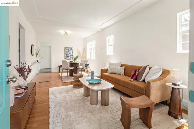 $899,000 | 5524 Shattuck Avenue, Oakland, CA 94609