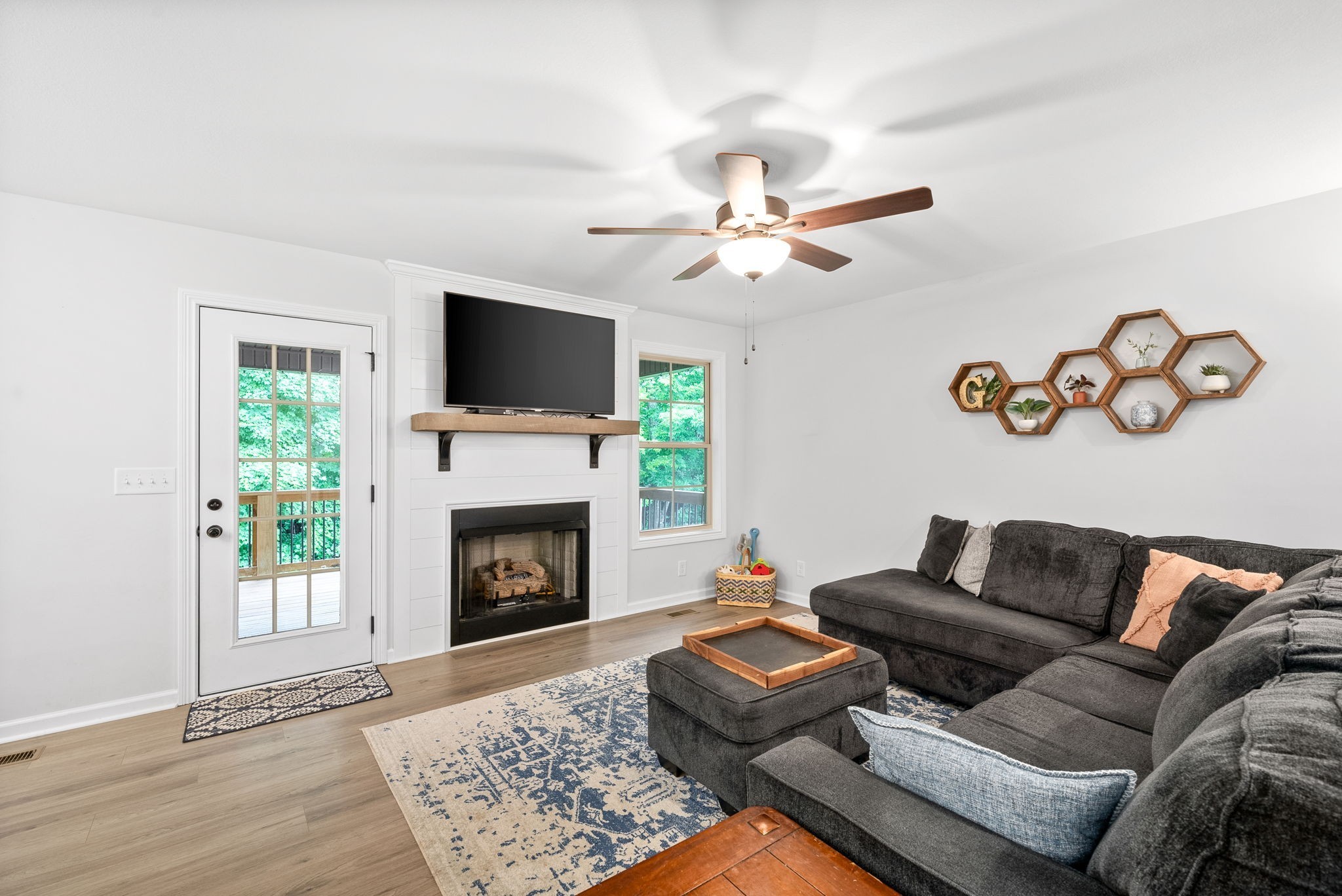 1082 Winesap Road Clarksville, TN 37040 - Photo 7 of 29